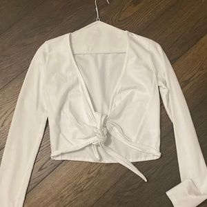 Aritzia top, Sunday best size extra small, white tie up top